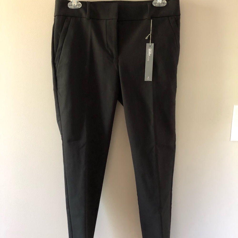Loft Marisa Skinny ankle length pant - NWT